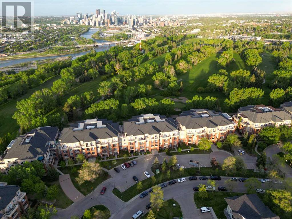 Single Family House for Sale in   Hemlock Crescent Spruce Cliff Calgary 