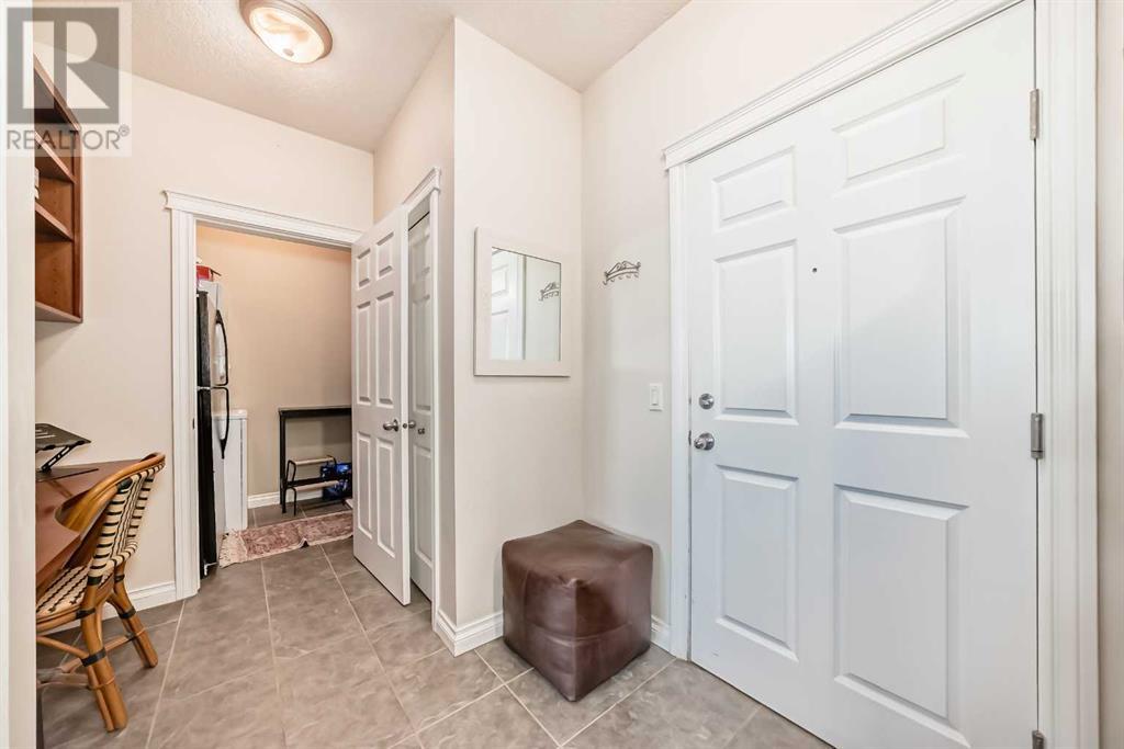 Single Family House for Sale in   Hemlock Crescent Spruce Cliff Calgary 