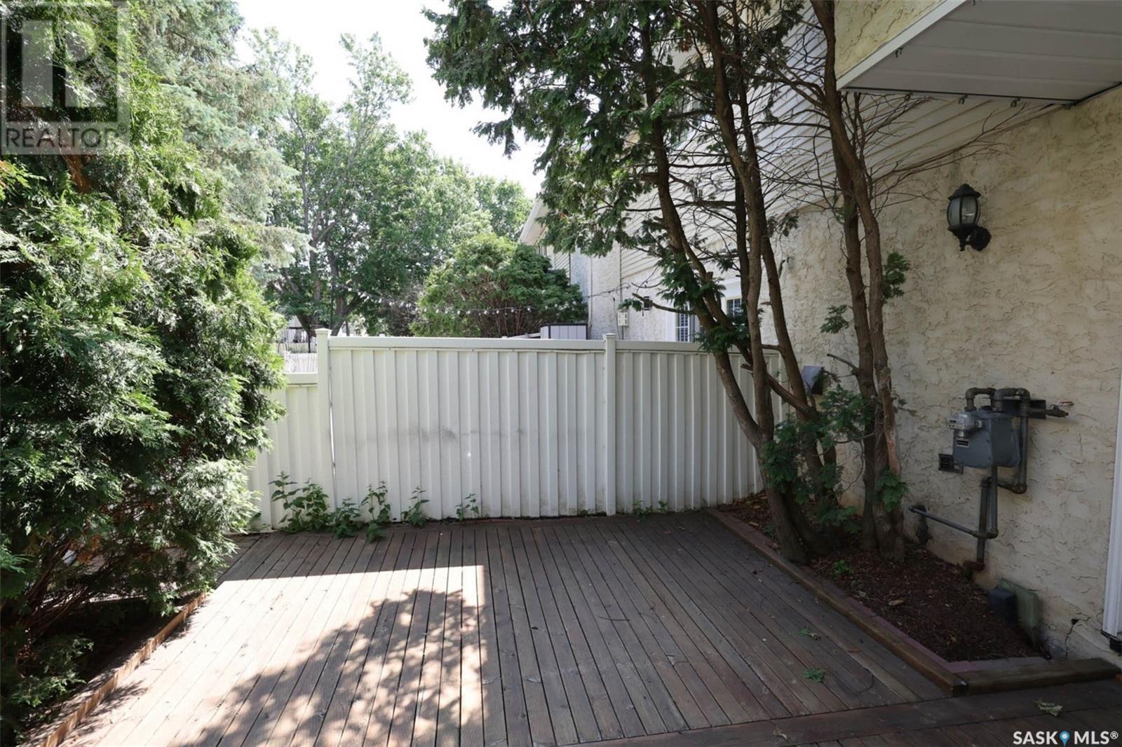 Single Family House 2 Level for Sale in  Gordon ROAD Regina 