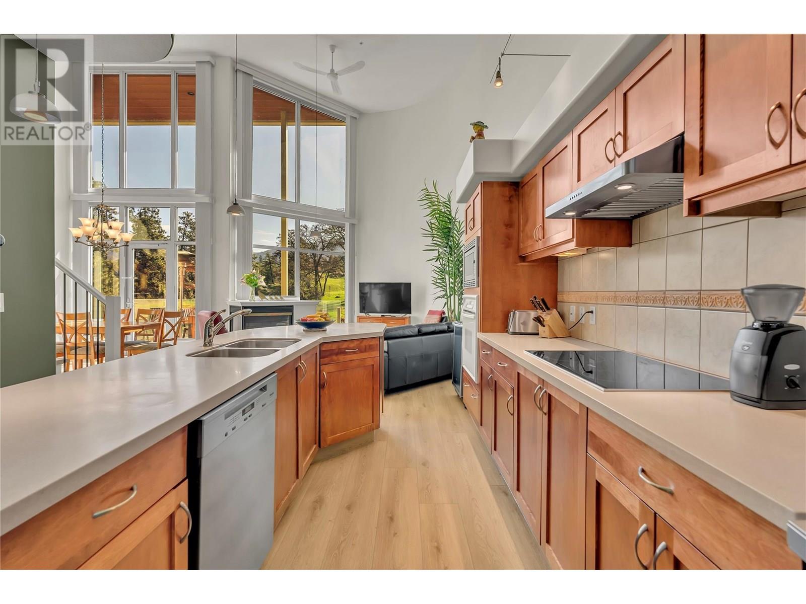 506 250 Marina Way, Penticton