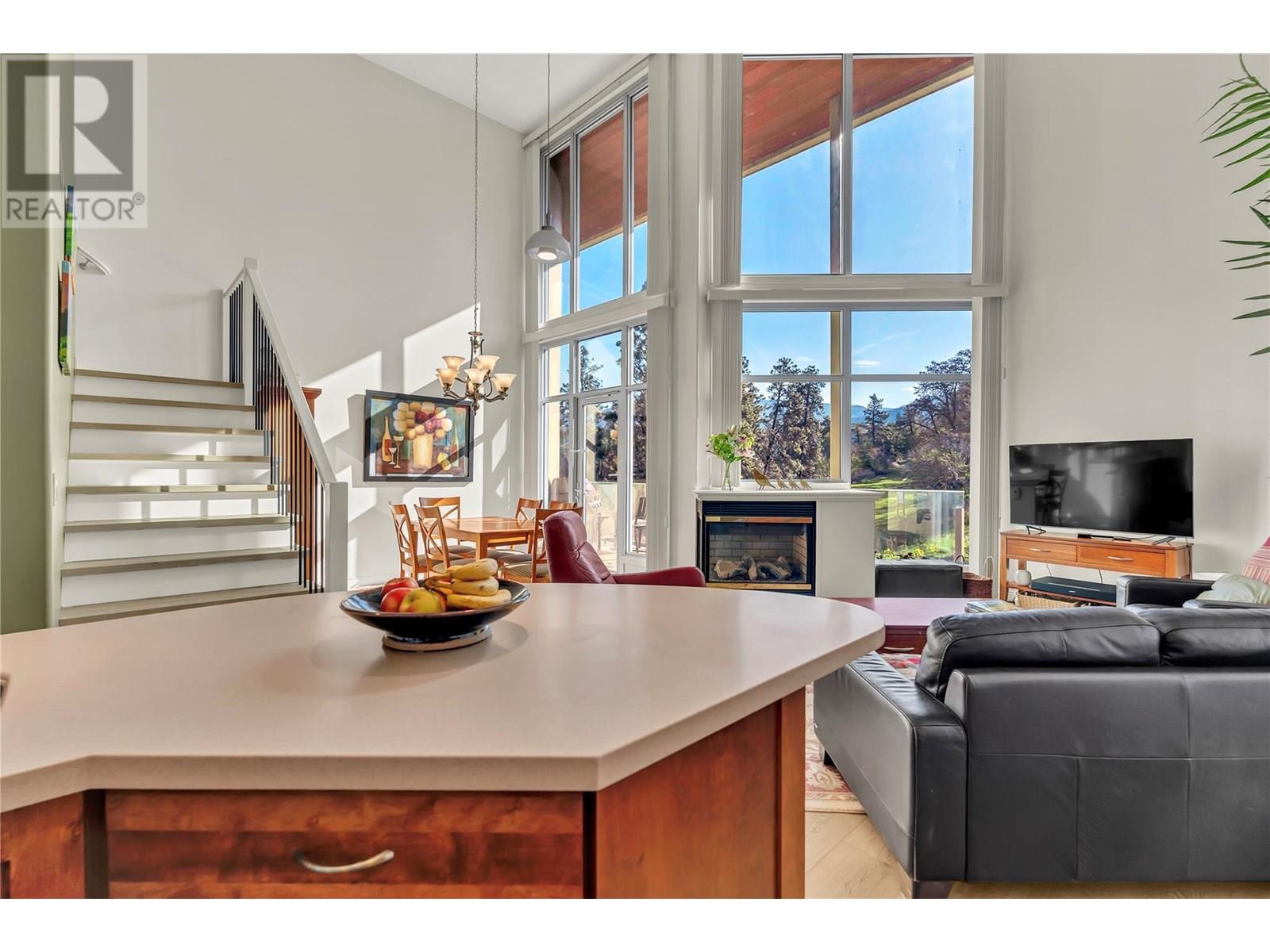 506 250 Marina Way, Penticton