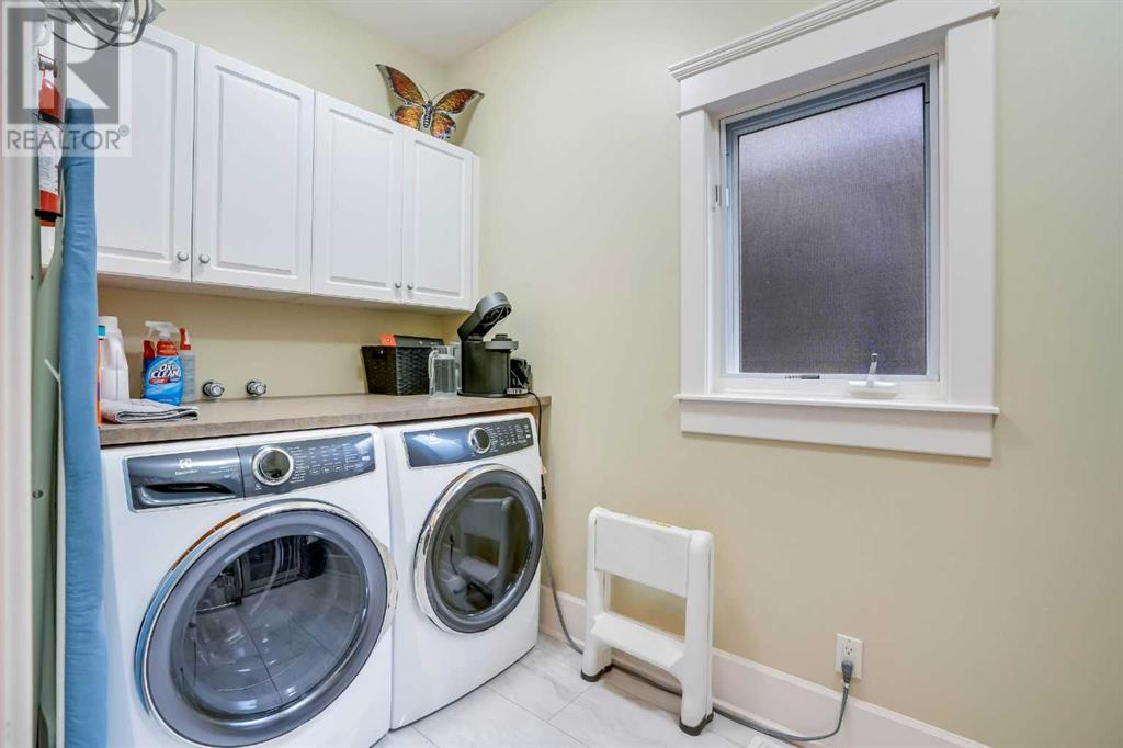 Single Family House for Sale in   Street NW Rosedale Calgary 