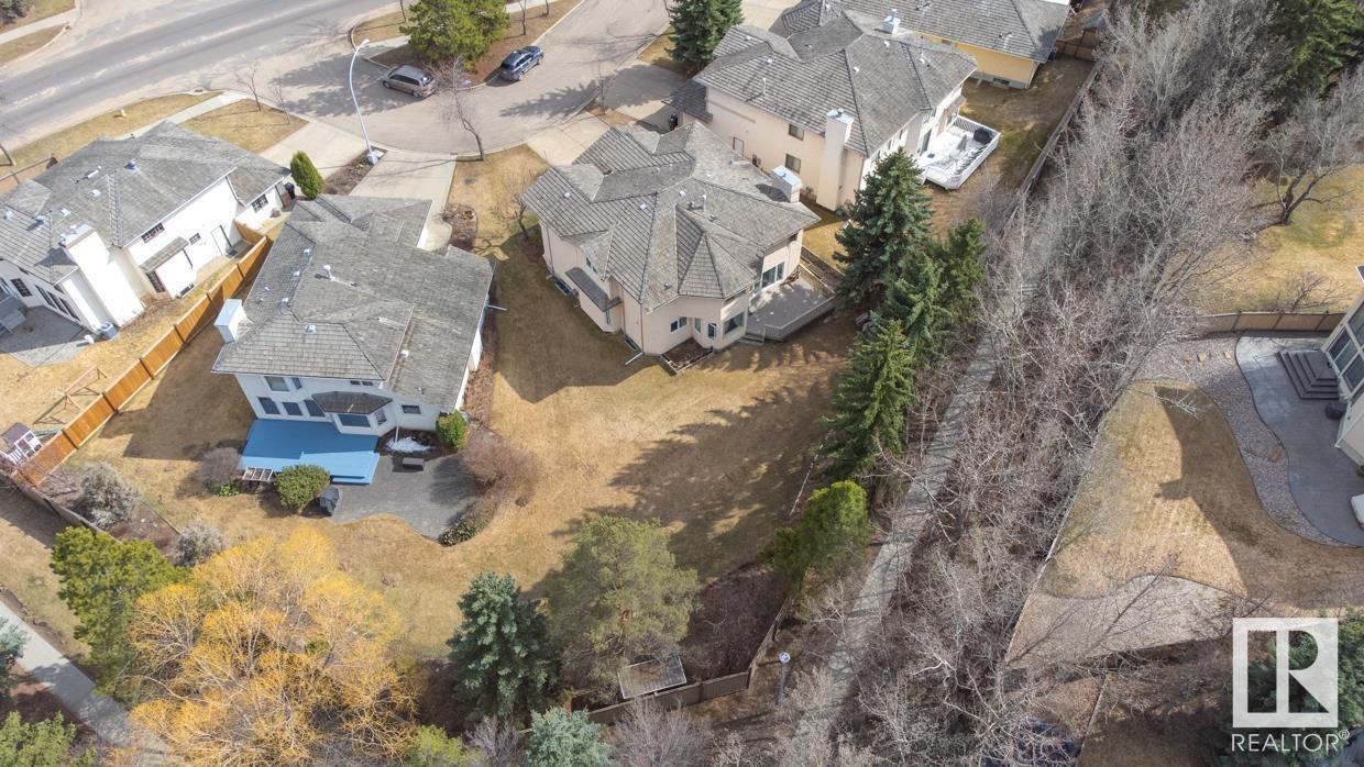 Photo 50 of 316 Burton Rd Nw, Edmonton AB