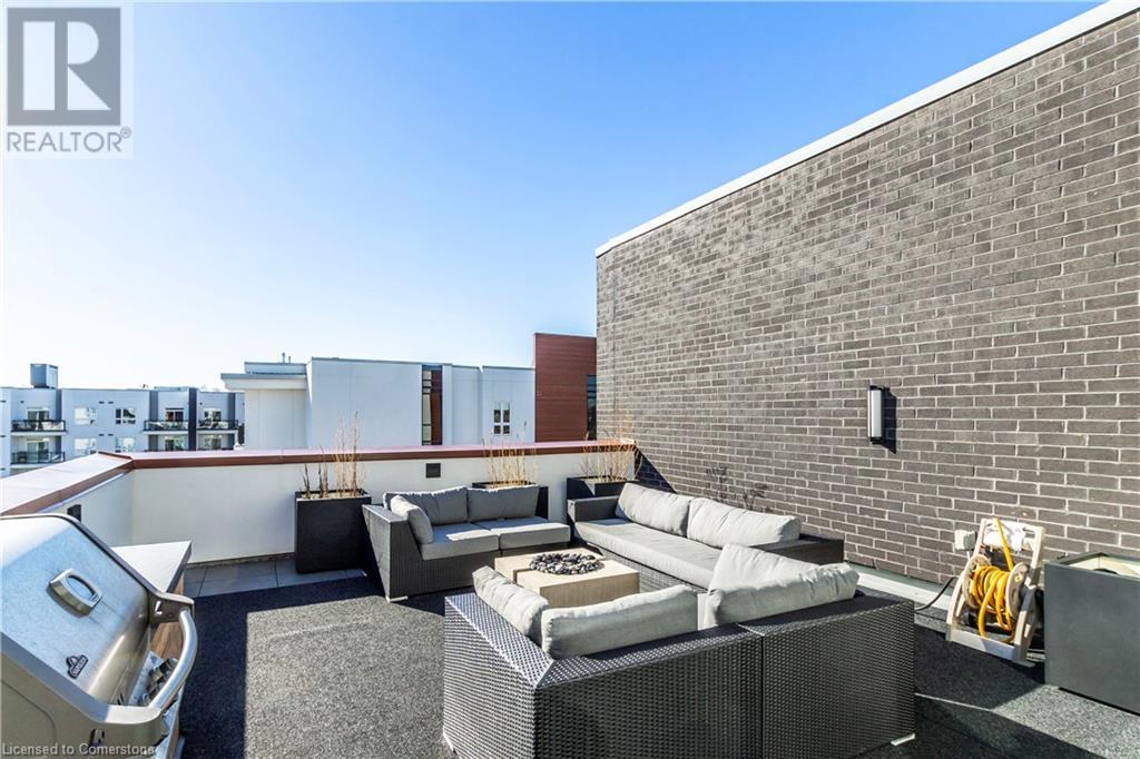 Photo 8 of 340 Plains Road E Unit 611, Burlington ON