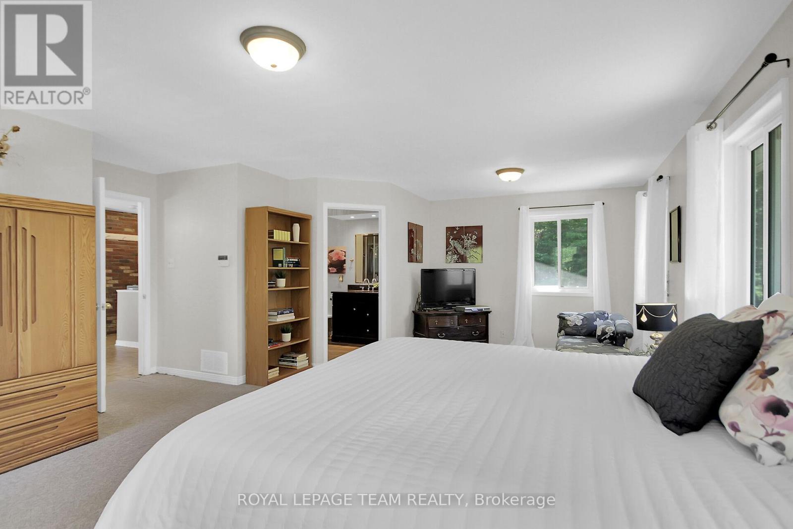Photo 7 of 3681 Armitage Avenue, Ottawa ON