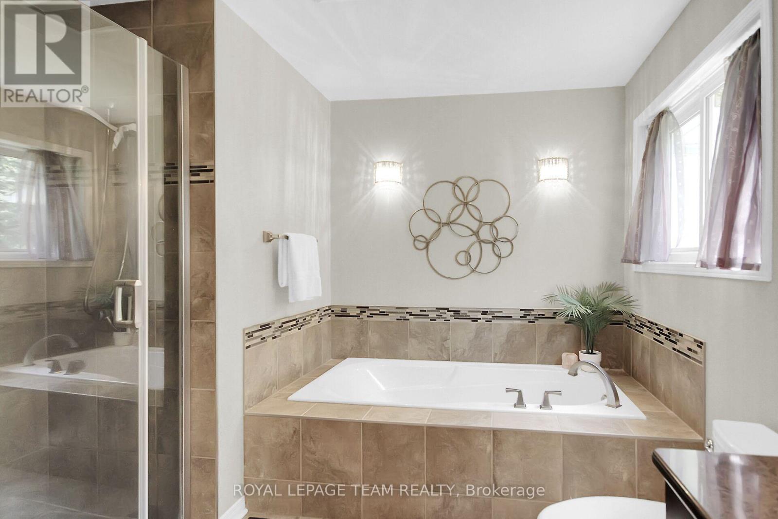 Photo 11 of 3681 Armitage Avenue, Ottawa ON