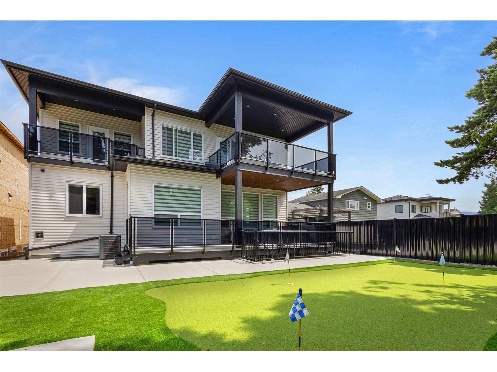 Photo 40 of 2343 Lobban Road, Abbotsford BC