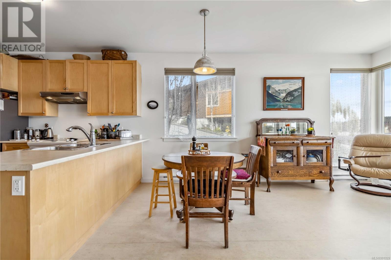 Photo 14 of 101 6671 Horne Rd, Sooke BC