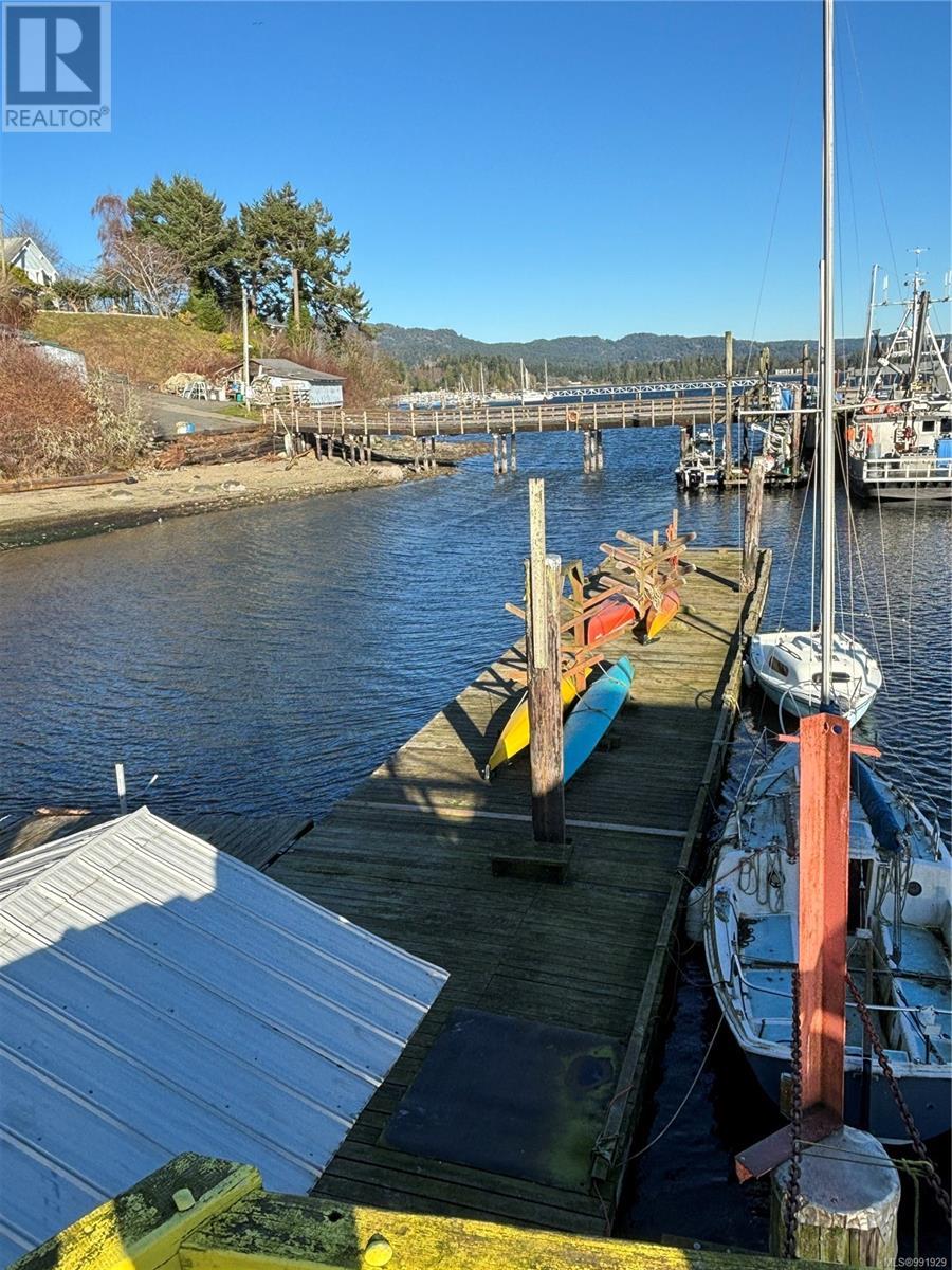 Photo 31 of 101 6671 Horne Rd, Sooke BC
