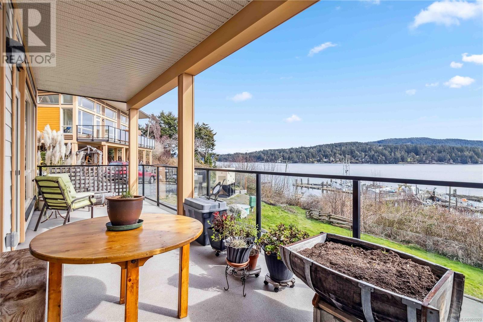 Photo 24 of 101 6671 Horne Rd, Sooke BC