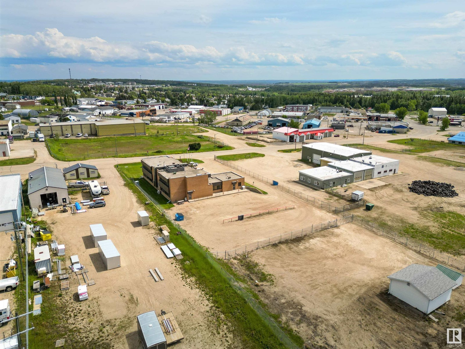 Photo 12 of 5516 Industrial Road, Drayton Valley AB