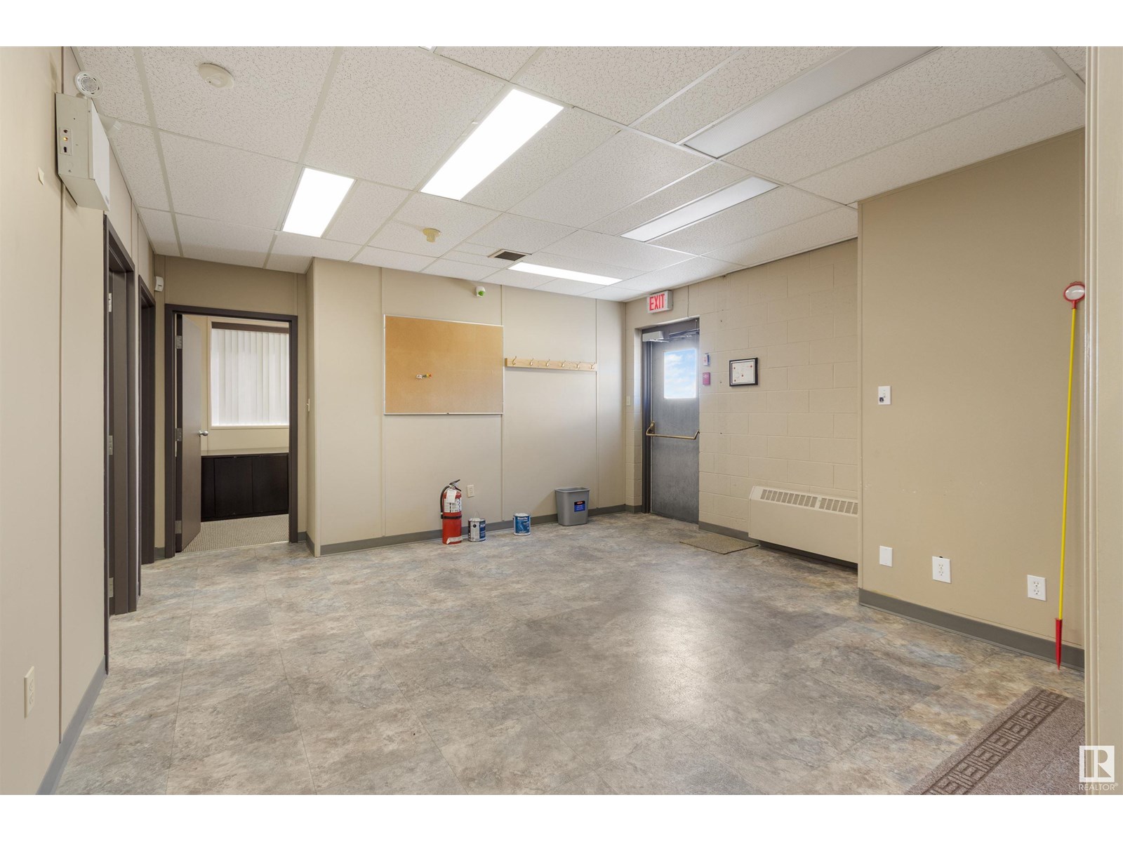 Photo 23 of 5516 Industrial Road, Drayton Valley AB