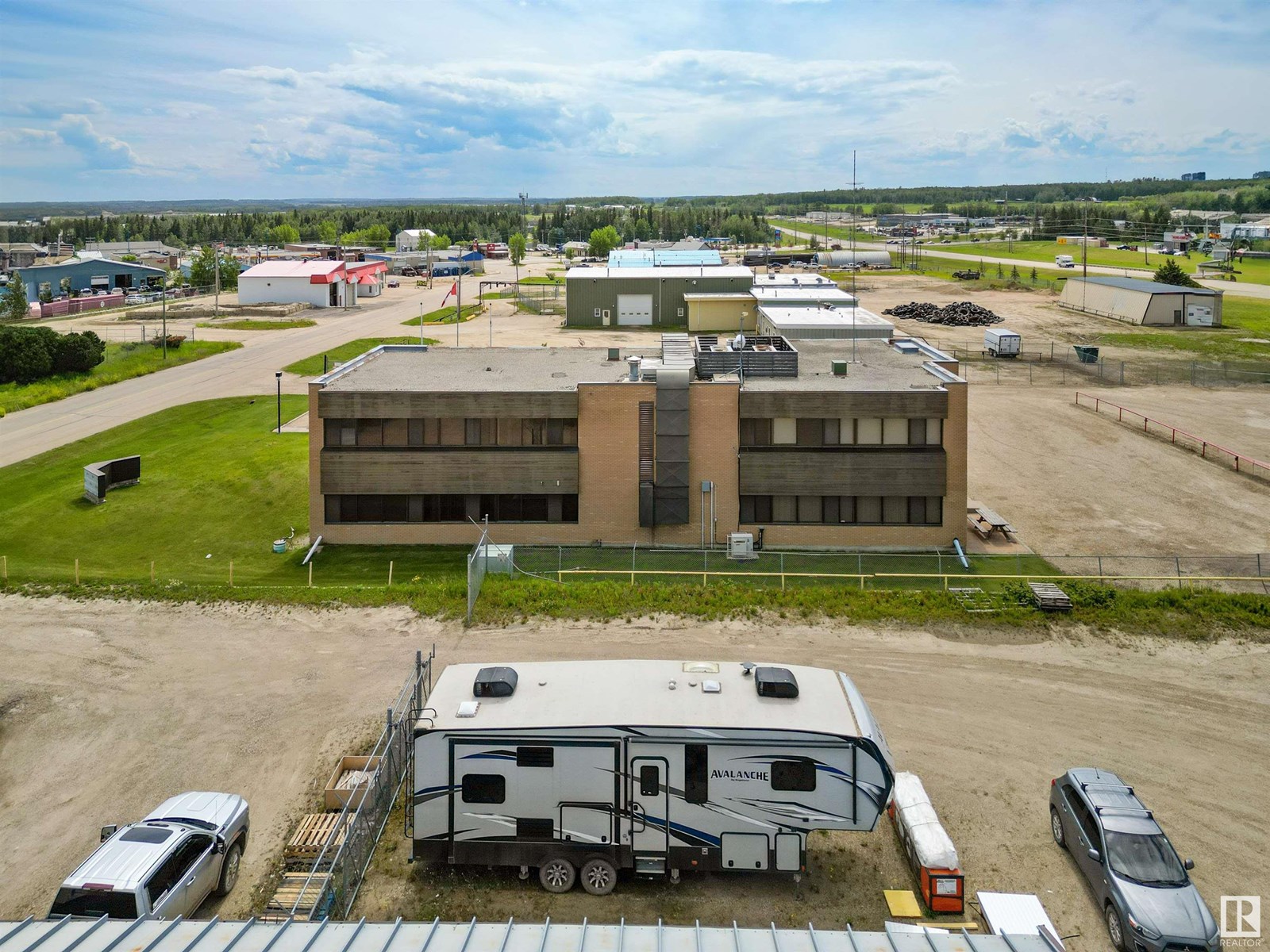 Photo 7 of 5516 Industrial Road, Drayton Valley AB