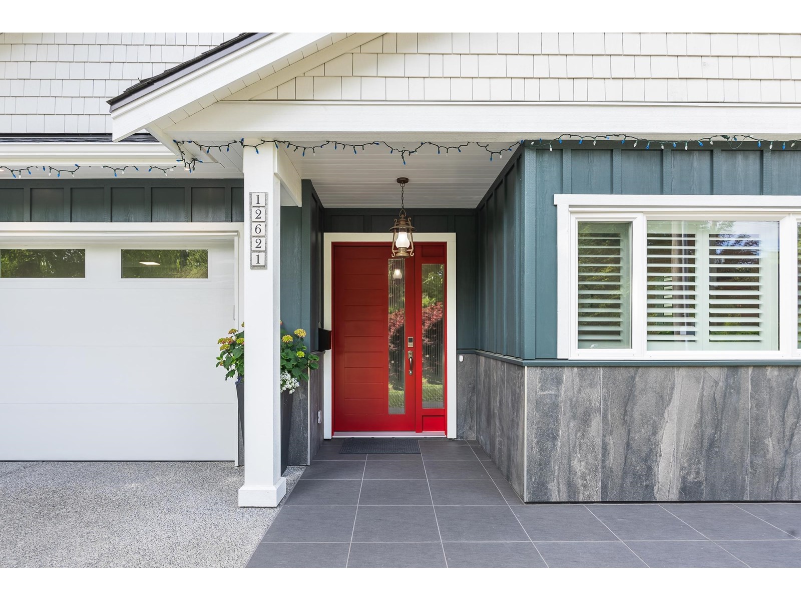 Photo 4 of 12621 25 Avenue, Surrey BC