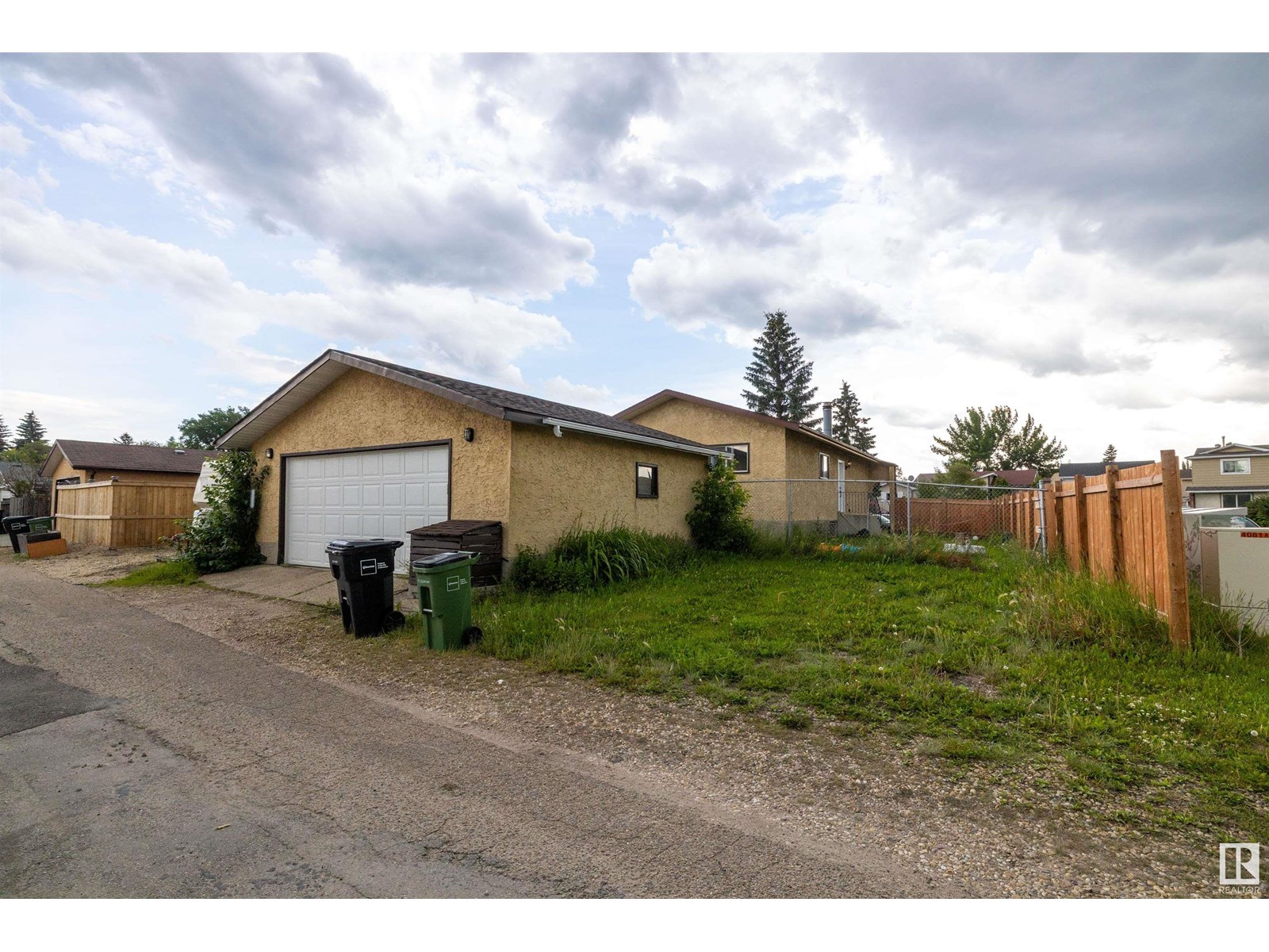Photo 44 of 3620 42 A Ave Nw, Edmonton AB