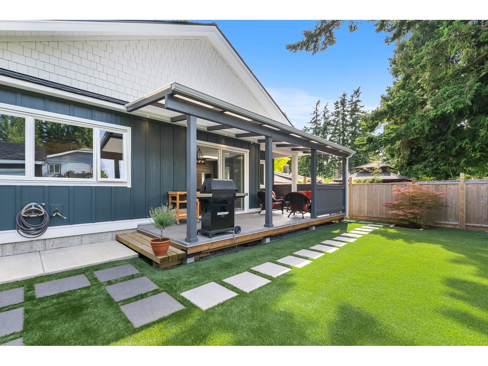 Photo 30 of 12621 25 Avenue, Surrey BC
