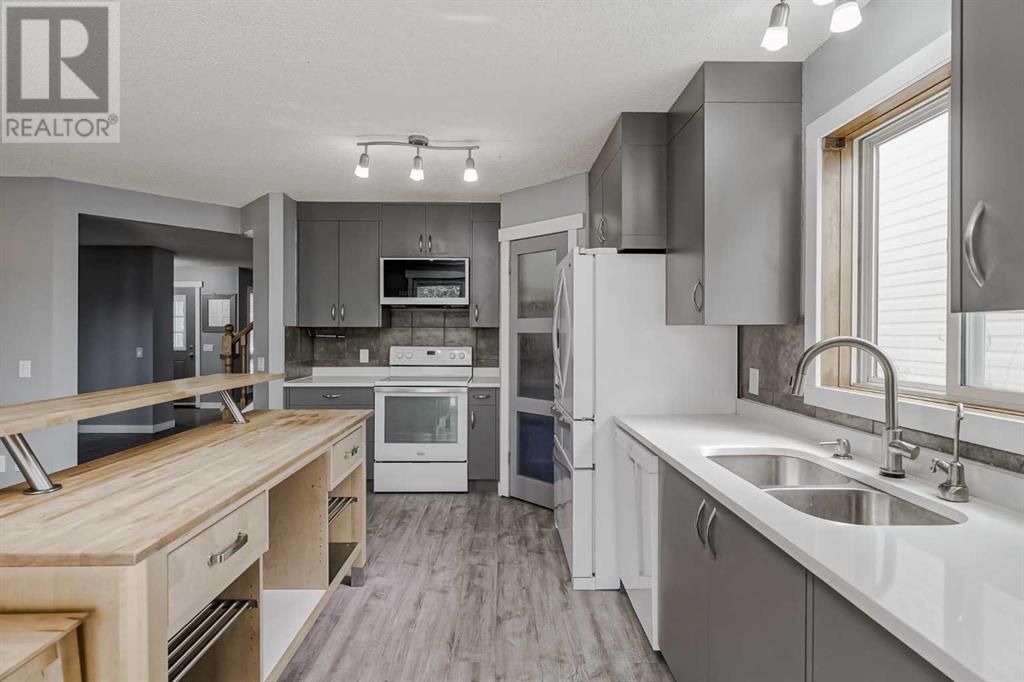 Single Family House for Sale in  Mt Cornwall Circle SE McKenzie Lake Calgary 