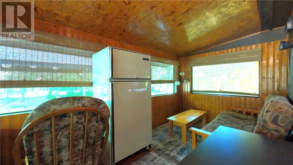 311 #17 Crosshill Rd. - 11