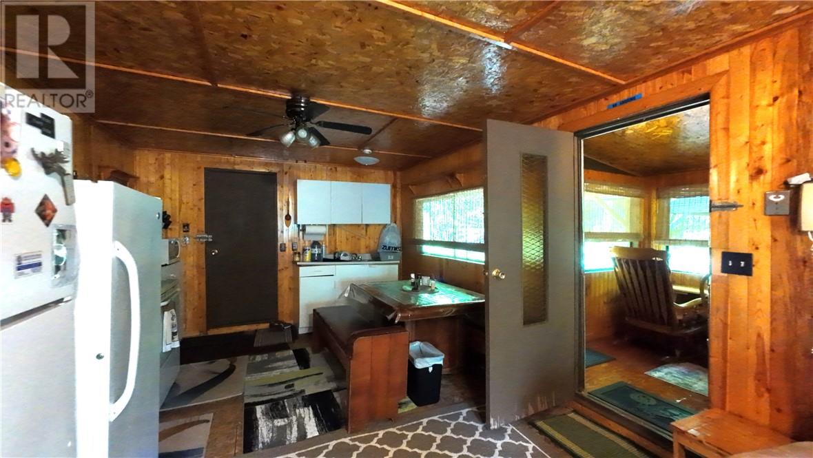 311 #17 Crosshill Rd. - 20