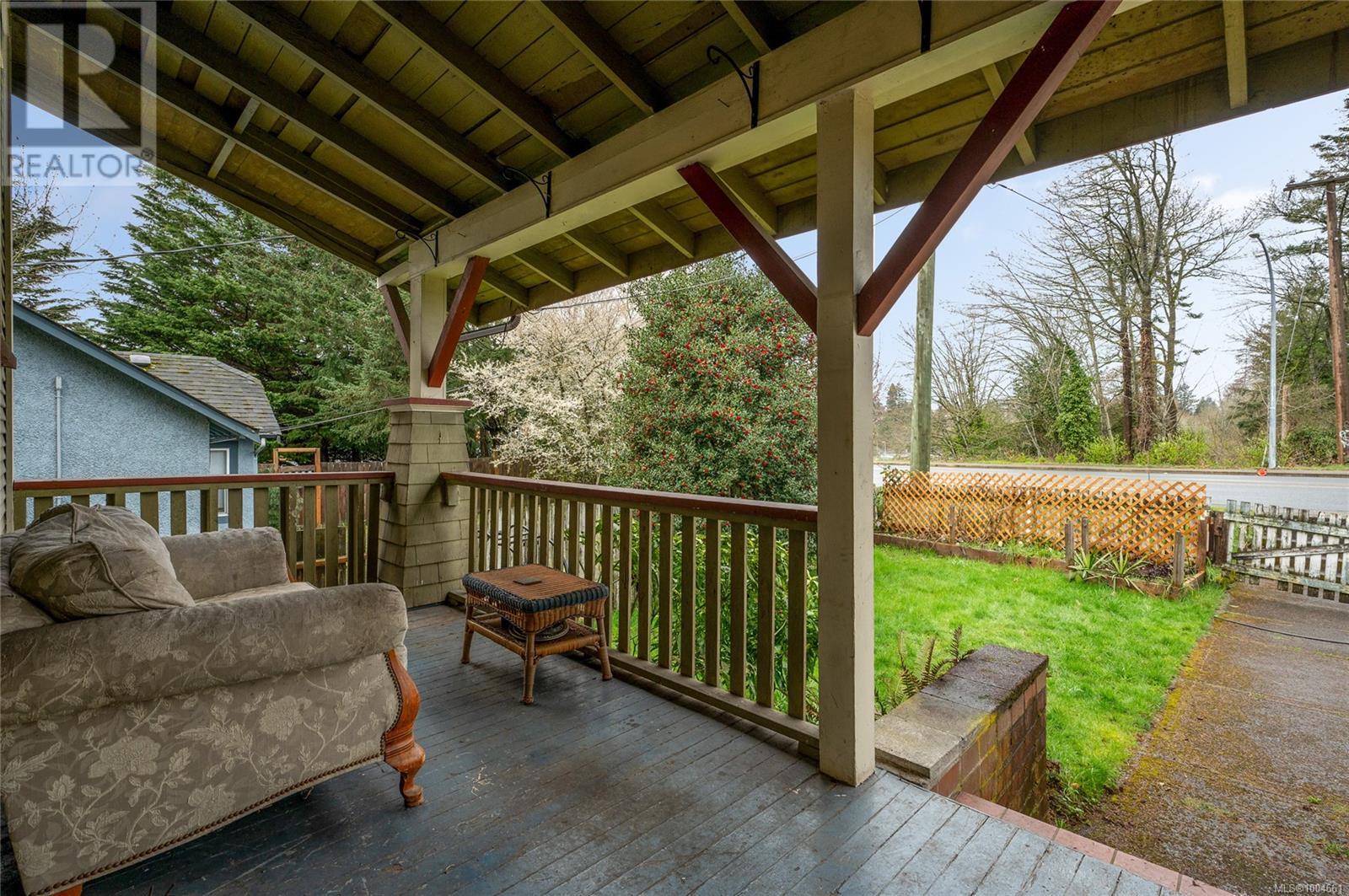 Photo 34 of 725 Comox Rd, Nanaimo BC