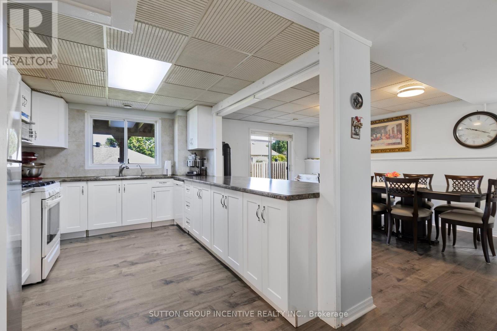 Photo 24 of 635 Wayne Crescent, Midland ON