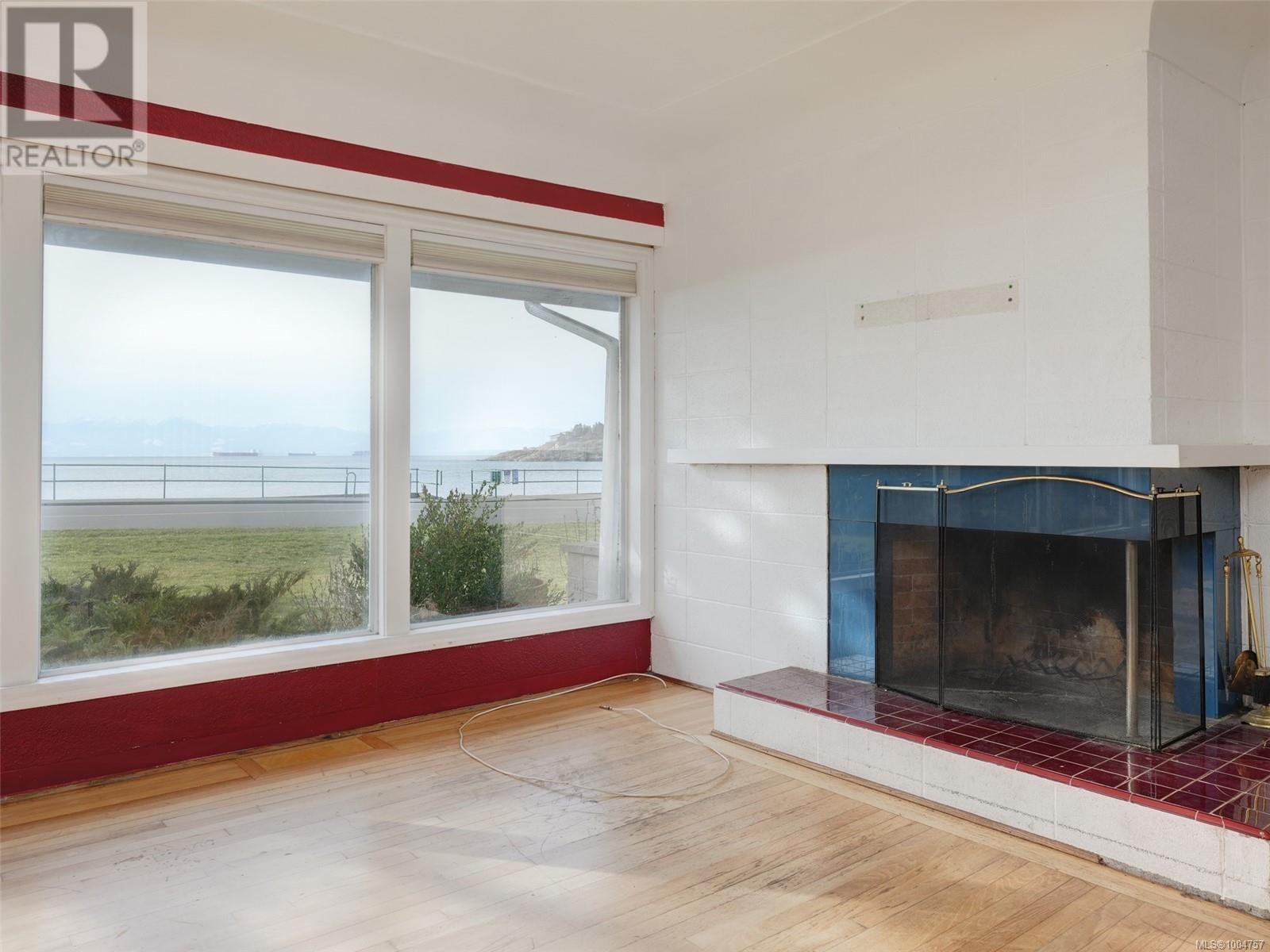 Photo 7 of 406 Beach Dr, Oak Bay BC