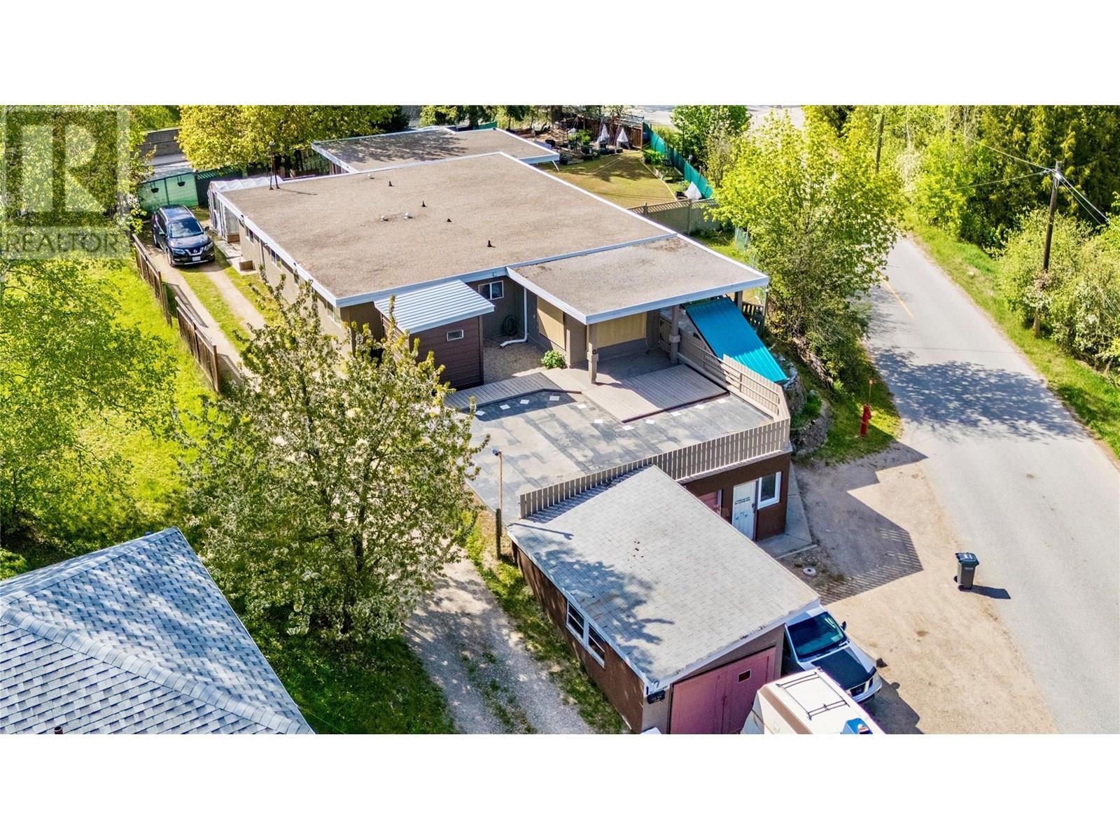 714 12TH Street, Castlegar