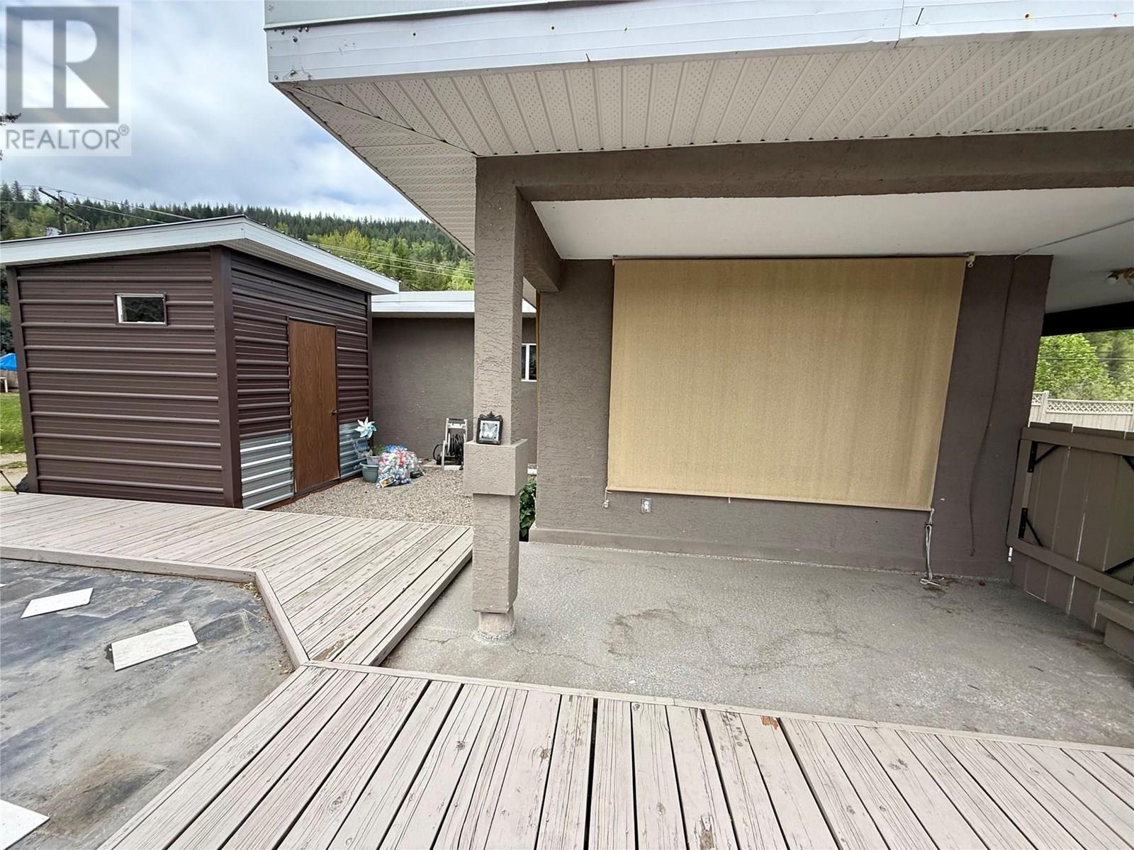 714 12TH Street, Castlegar