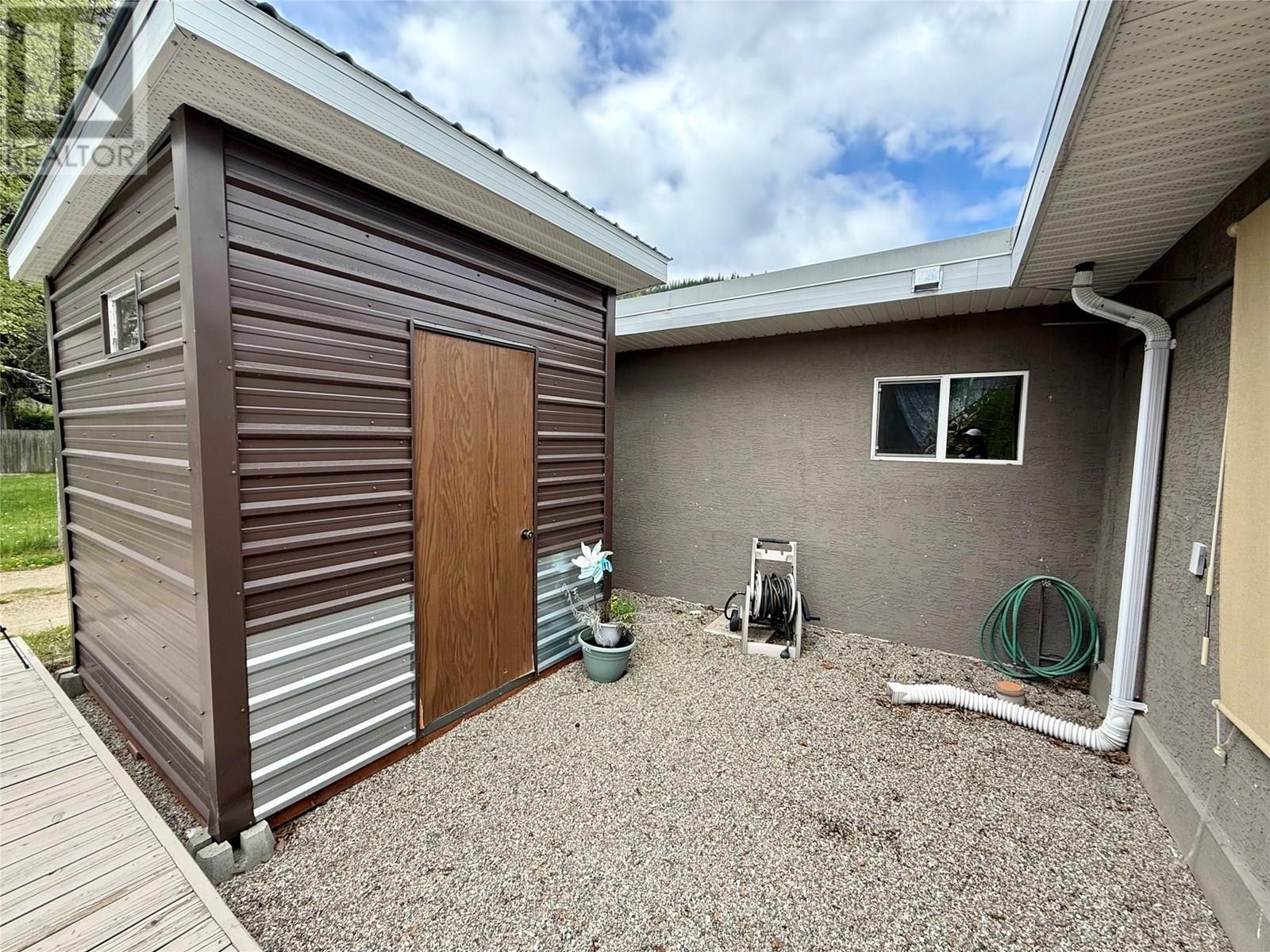 714 12TH Street, Castlegar