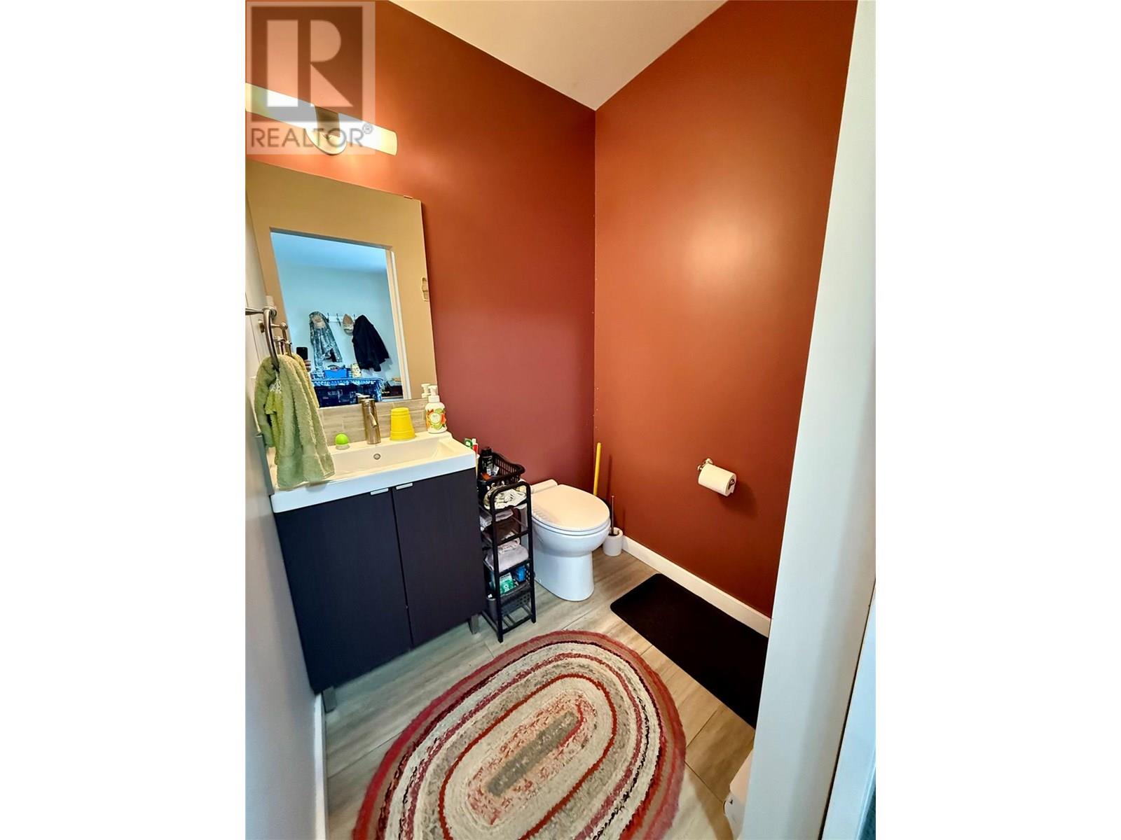 714 12TH Street, Castlegar
