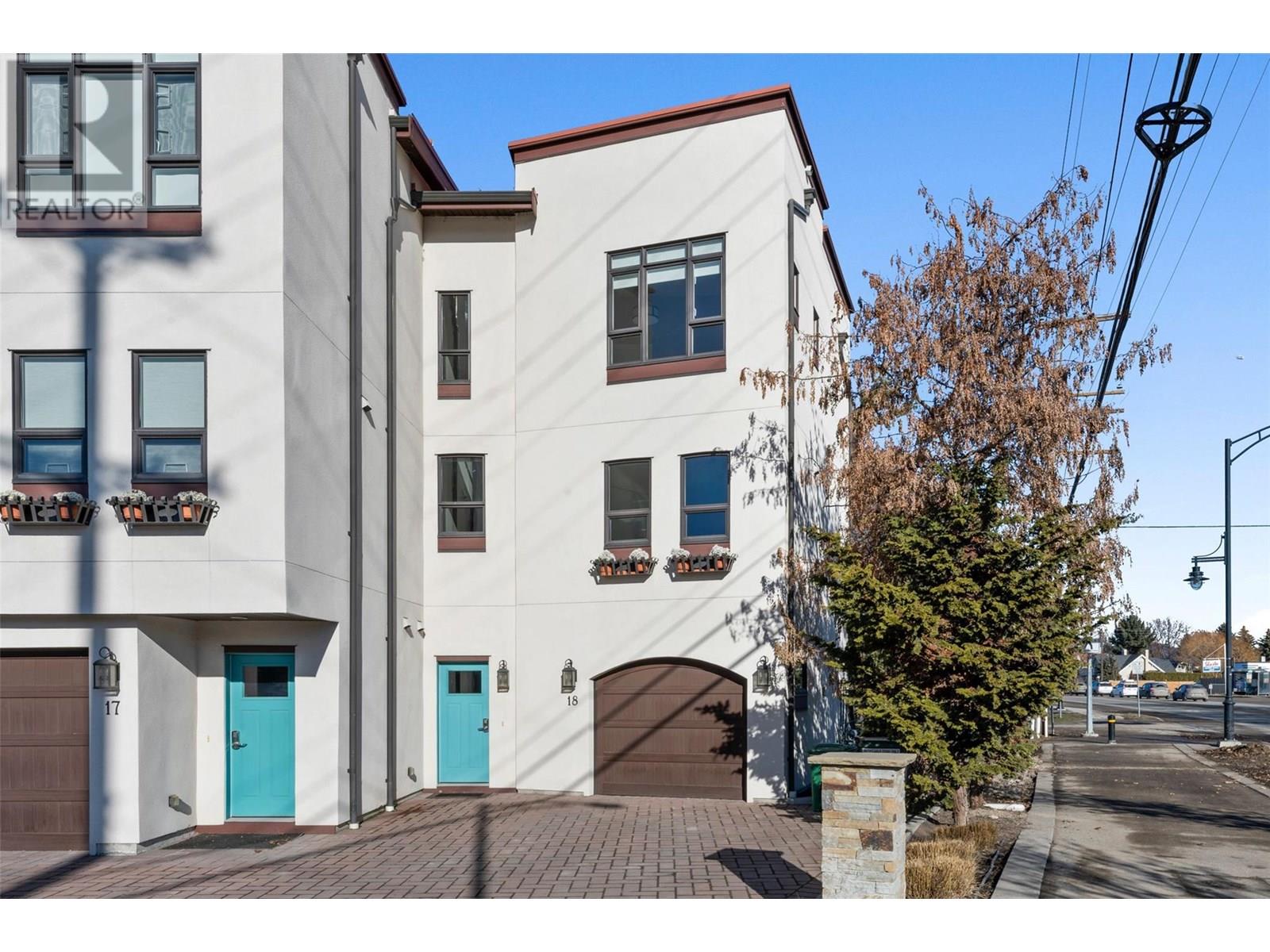 18 3756 Lakeshore Road, Kelowna