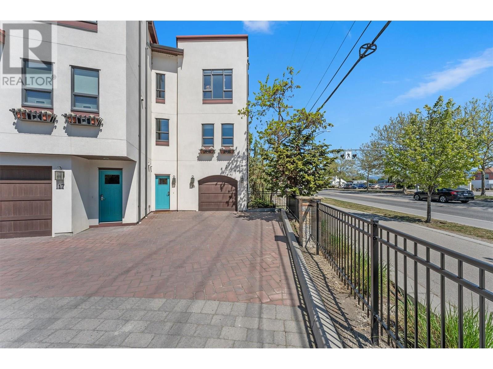 18 3756 Lakeshore Road, Kelowna