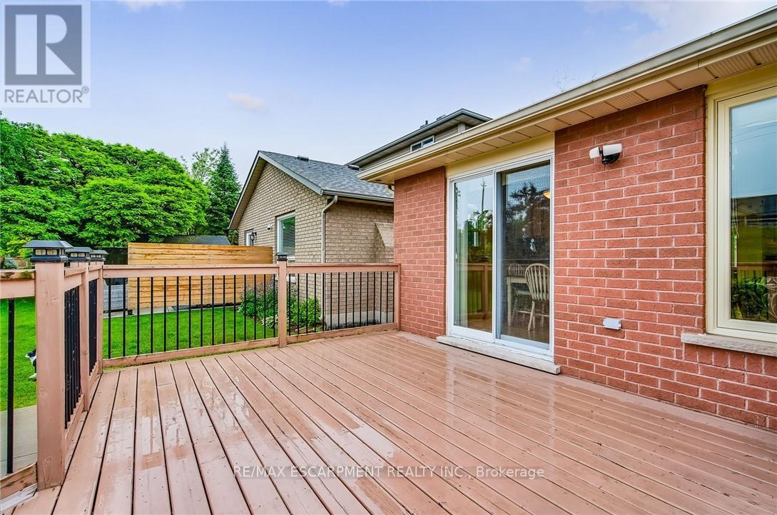 Photo 45 of 21 Riviera Ridge, Hamilton ON