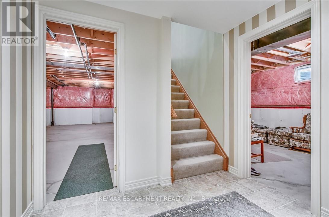 Photo 20 of 21 Riviera Ridge, Hamilton ON