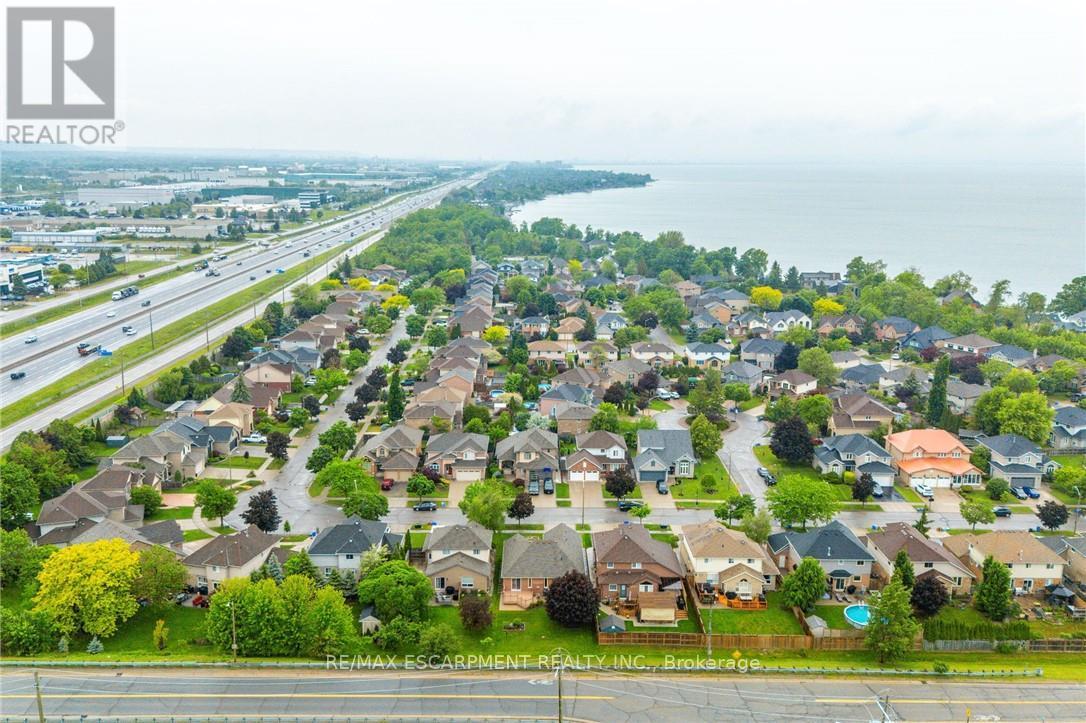 Photo 30 of 21 Riviera Ridge, Hamilton ON