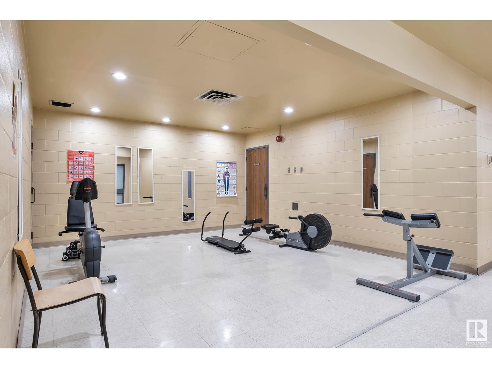 Photo 24 of 903 10149 Saskatchewan Dr Nw, Edmonton AB