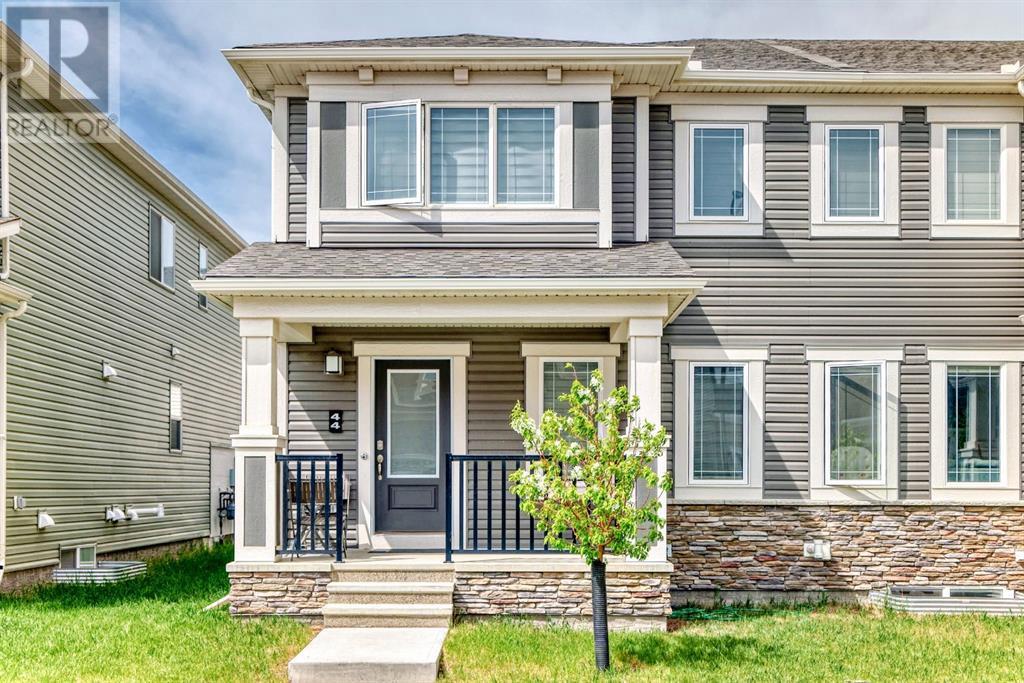 Single Family House for Sale in  Cityside Grove NE Cityscape Calgary 