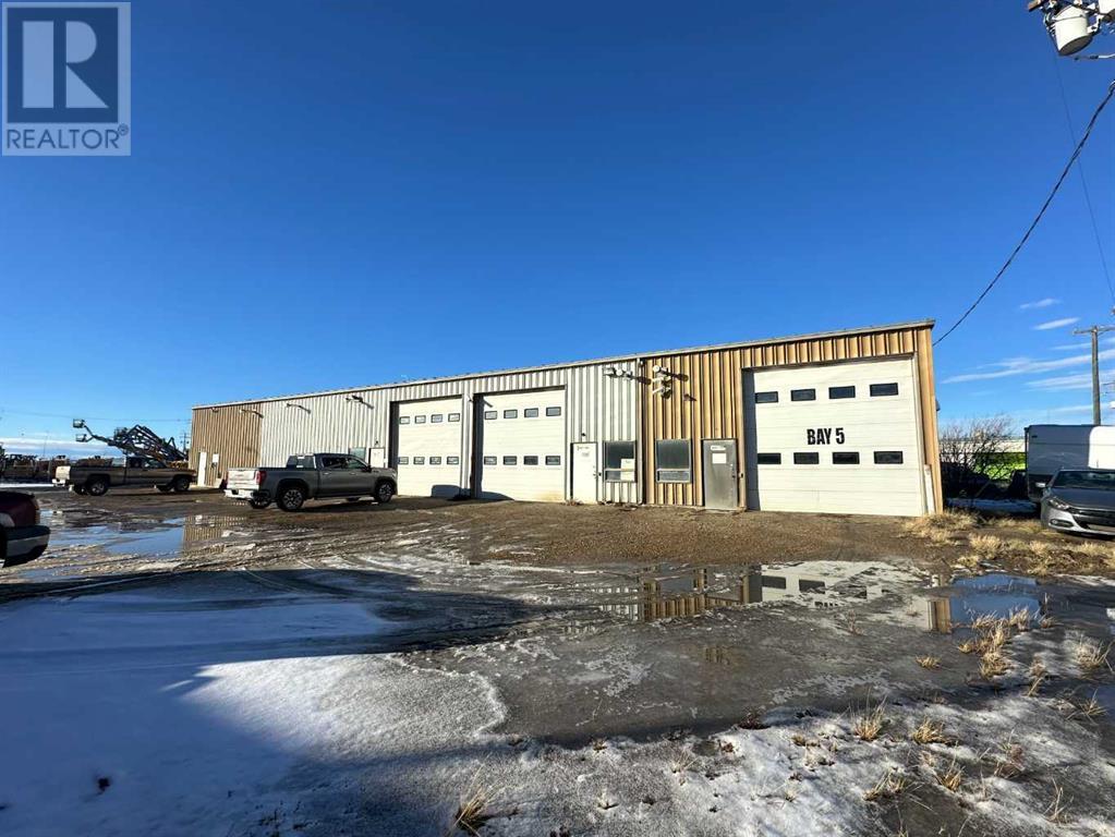 Photo 3 of 9519 115 Street, Grande Prairie AB