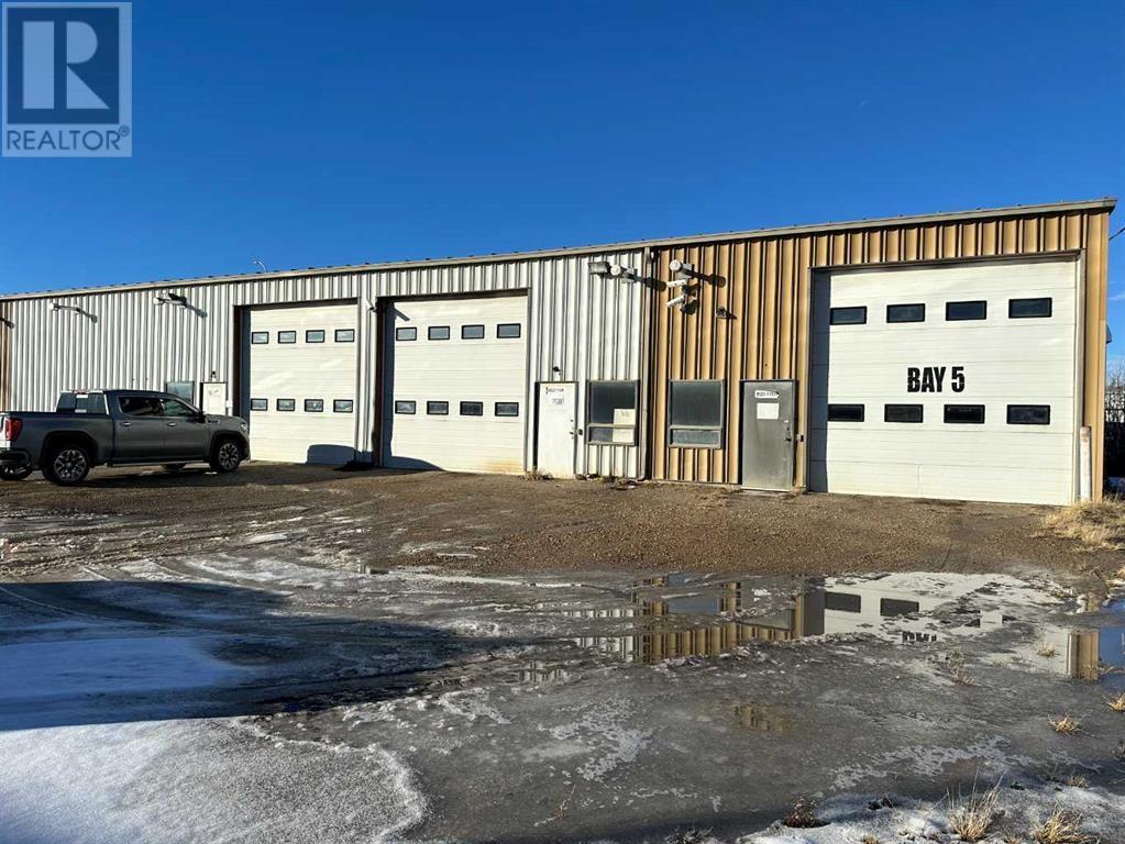 Photo 2 of 9519 115 Street, Grande Prairie AB