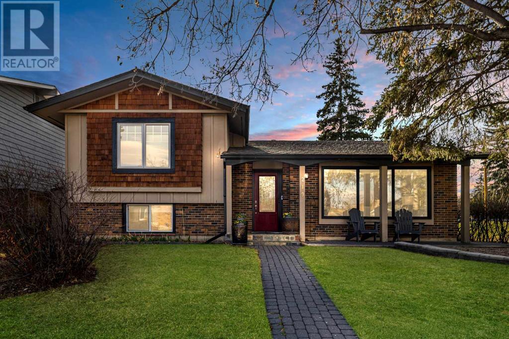 Single Family House 4 Level for Sale in  Lake Rosen Crescent SE Lake Bonavista Calgary 