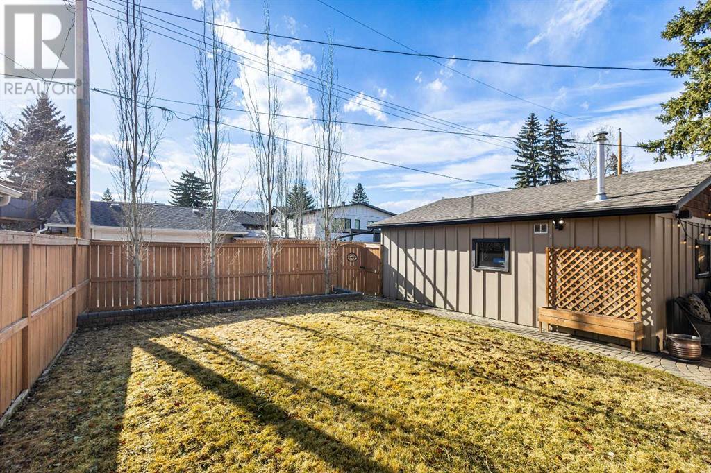 Single Family House 4 Level for Sale in  Lake Rosen Crescent SE Lake Bonavista Calgary 