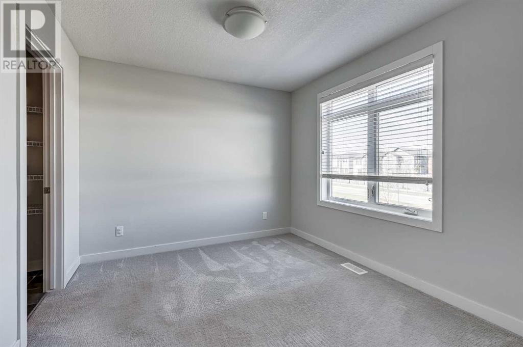 118 Sage Bluff Circle NW, Calgary, Alberta