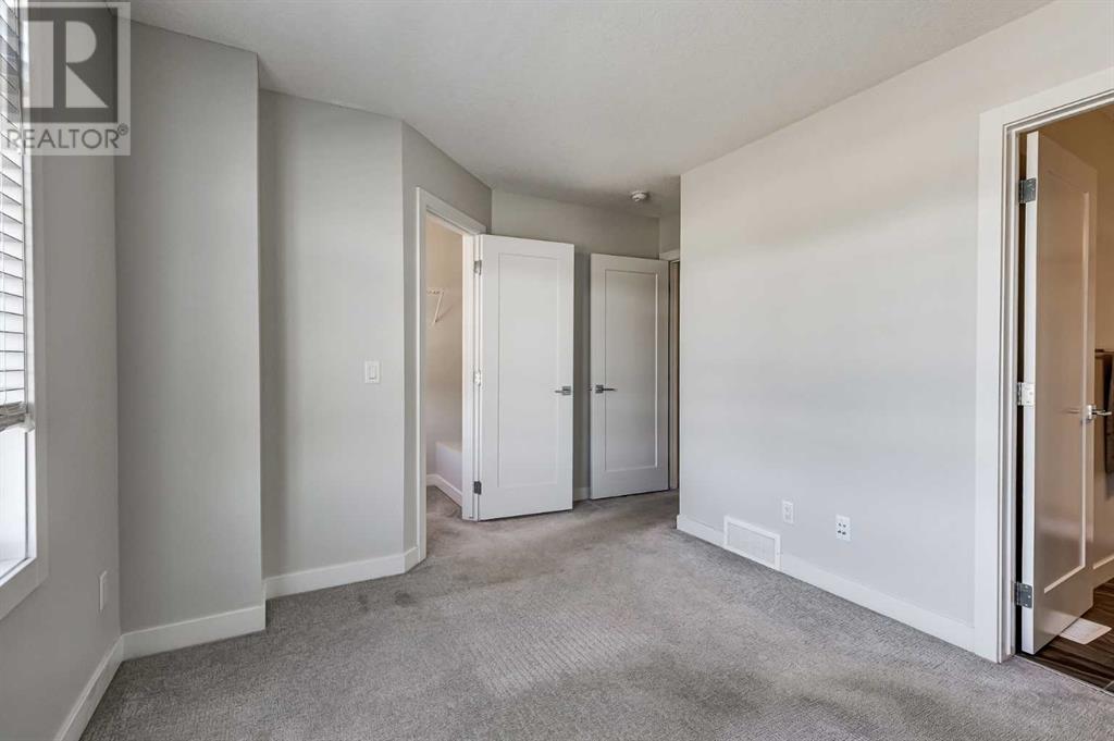 Single Family House for Sale in  Sage Bluff Circle NW Sage Hill Calgary 