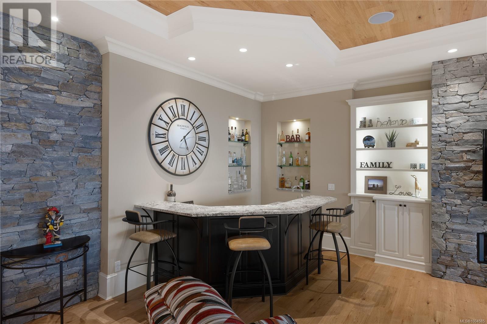  5191 Santa Clara Avenue, Saanich