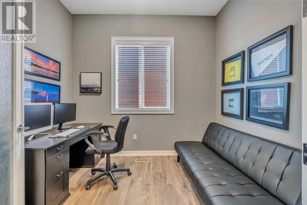 Single Family House for Sale in  Sage Meadows Circle NW Sage Hill Calgary 