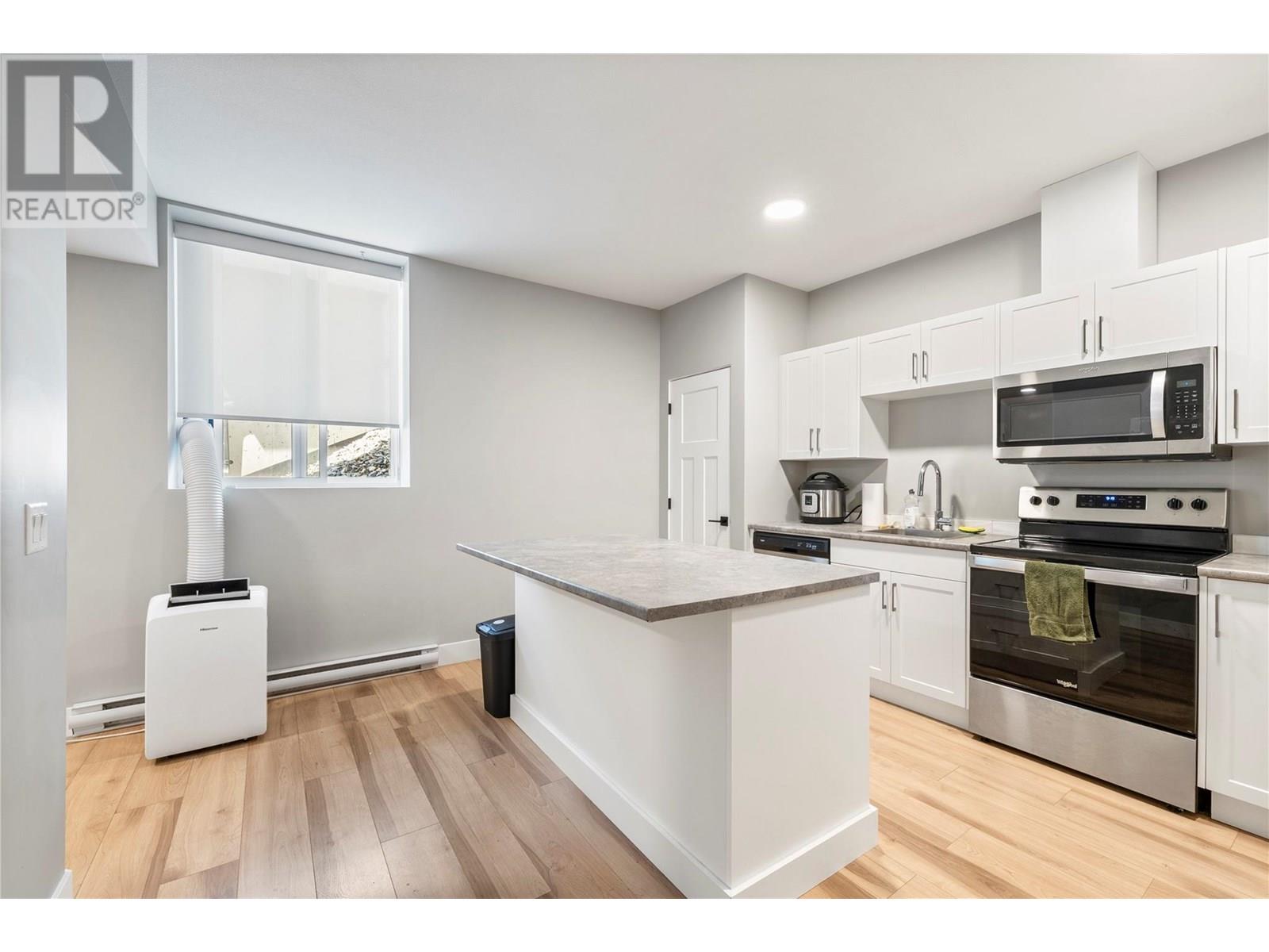  2846 Canyon Crest Drive, West Kelowna