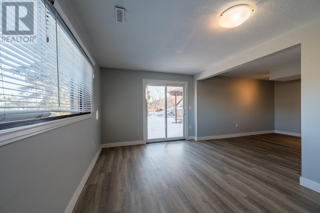 Photo 14 of 960 Todd Road, Kamloops BC