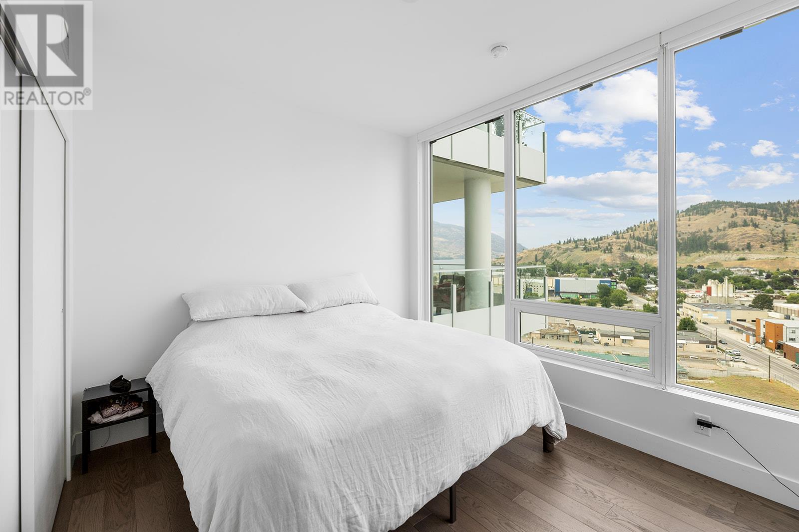 1402 1181 Sunset Drive, Kelowna