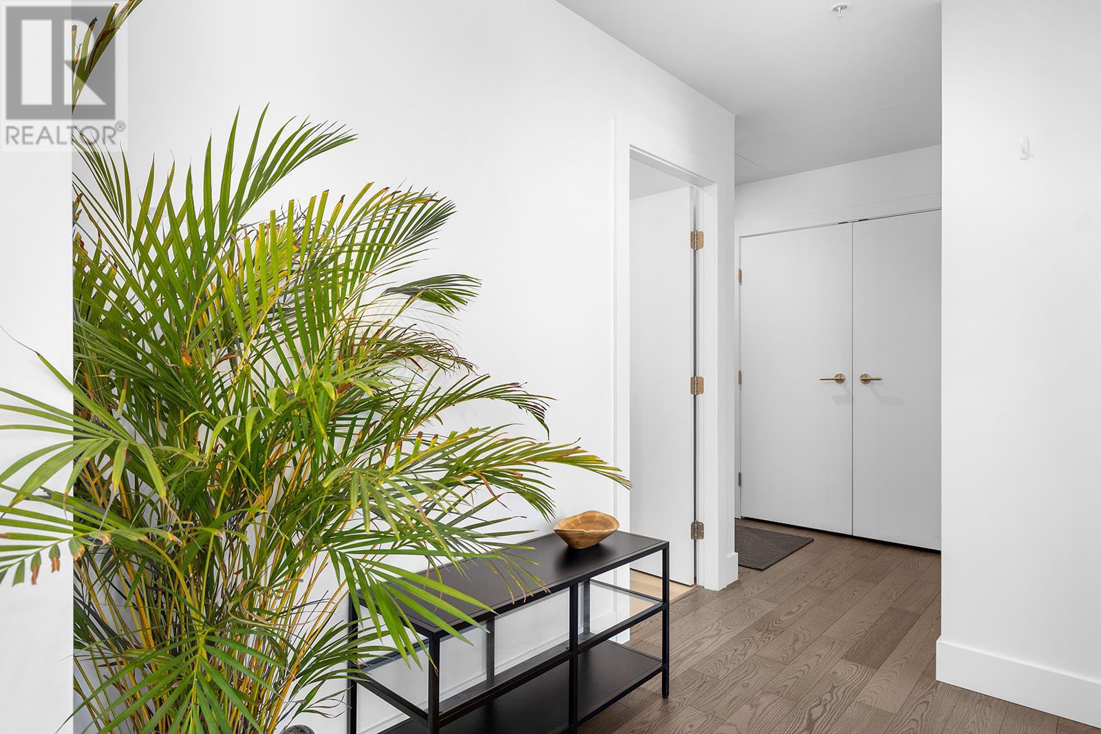 1402 1181 Sunset Drive, Kelowna