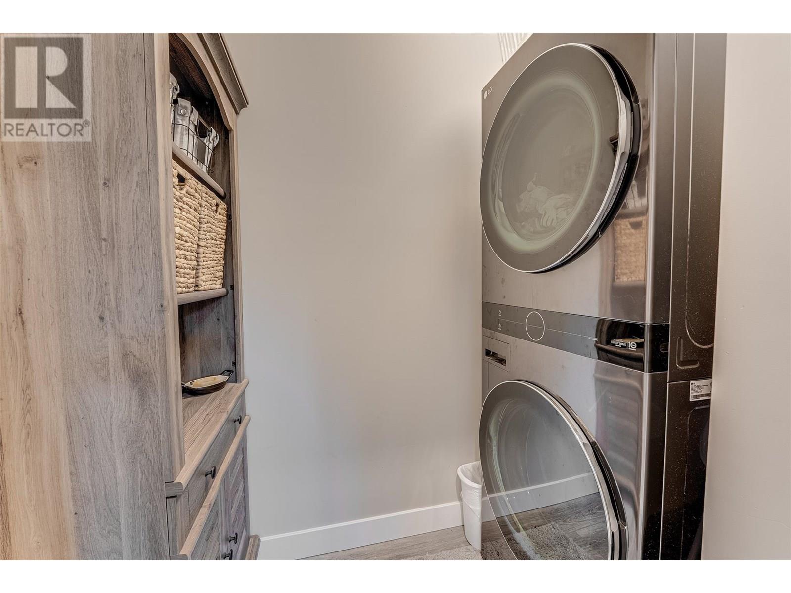 #1 2508 SHUSWAP AVENUE - Image 16